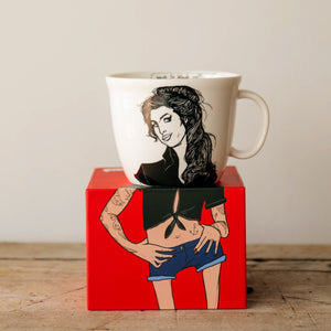 Porcelain cup inspired by Amy Winehouse on the box