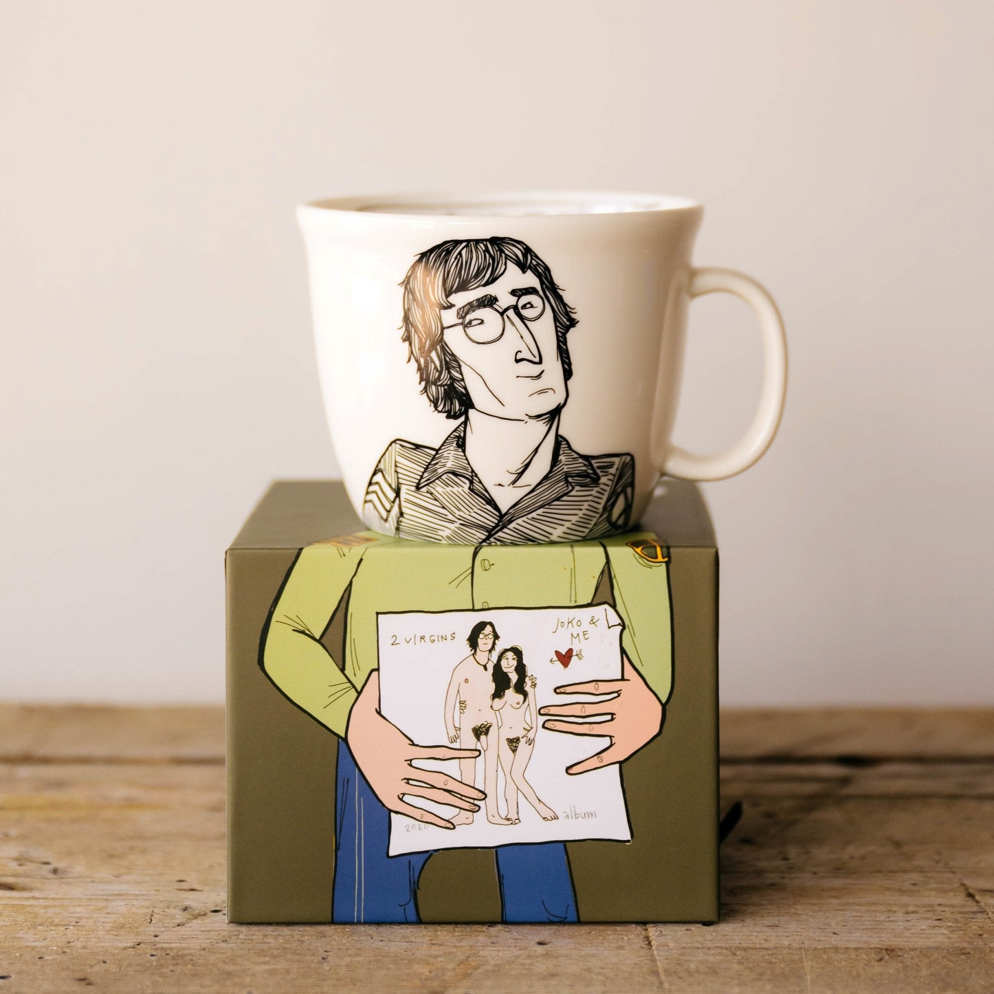 Porcelain cup inspired by John Lennon on the box