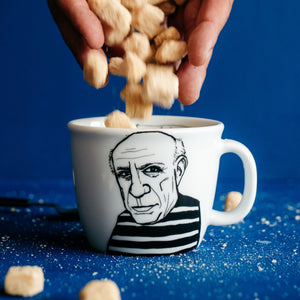 Porcelain cup inspired by Pablo Picasso with breadcrumbs